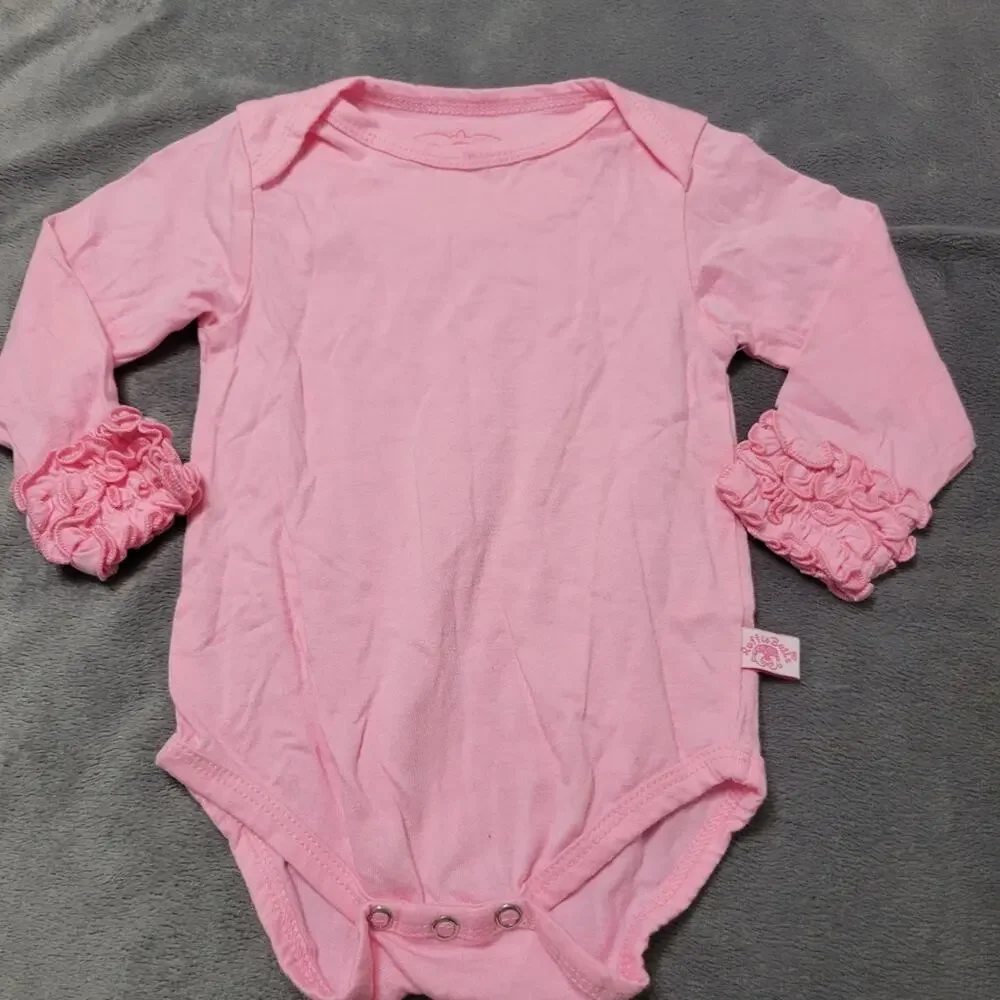 Ruffle Butts Long Sleeve Onesie‎ 6-12 Months Pink Ruffle Hem